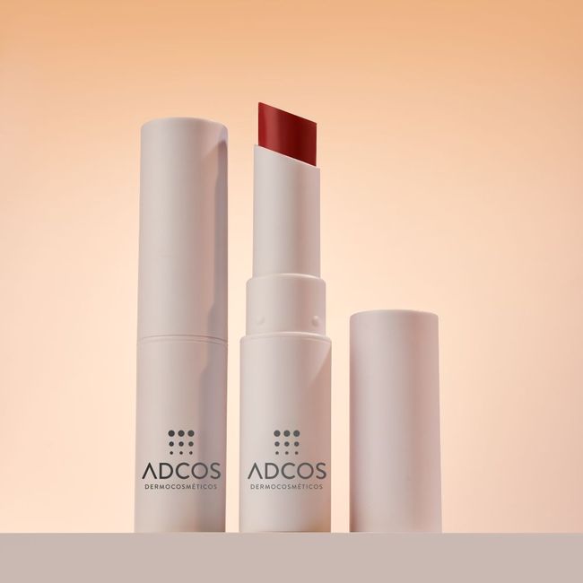 Ultranutrição Labial Color - Hidratante Anti-Idade